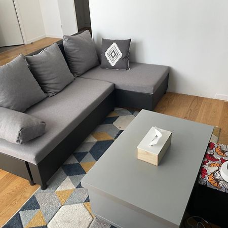 Smb Appartement Bezons Buitenkant foto