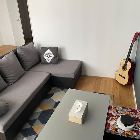 Smb Appartement Bezons Buitenkant foto